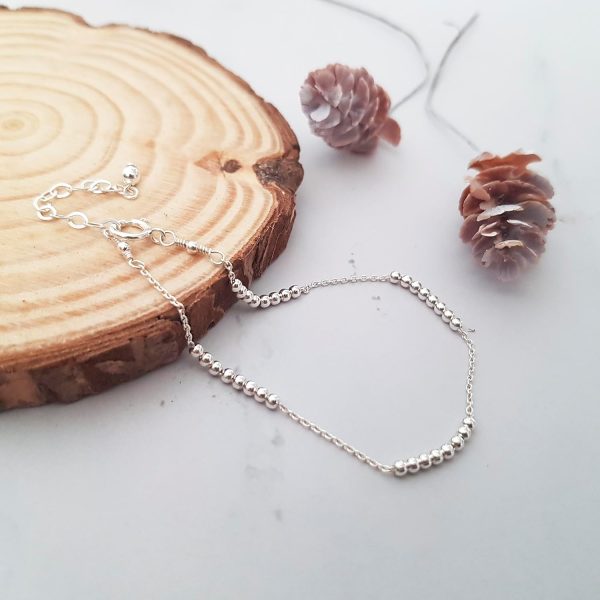 Minimalist Chain Bead Bracelet